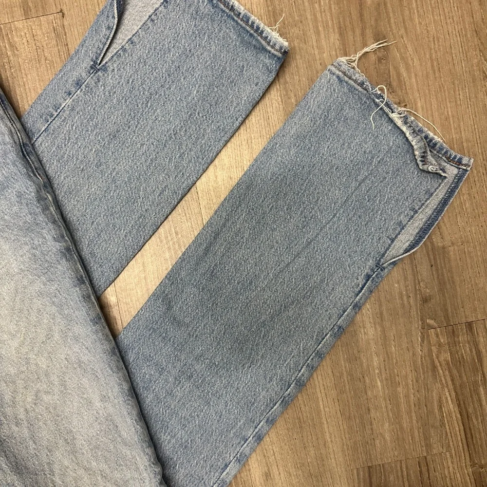 Abercrombie 90s Straight Ultra High Rise Size 24" - Picture 3 of 7